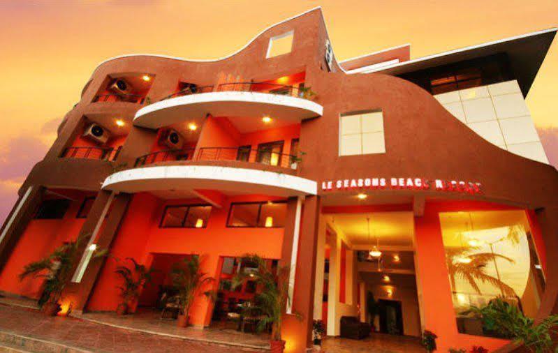 Dewdrop Le Seasons Beach Resort Калангут Экстерьер фото